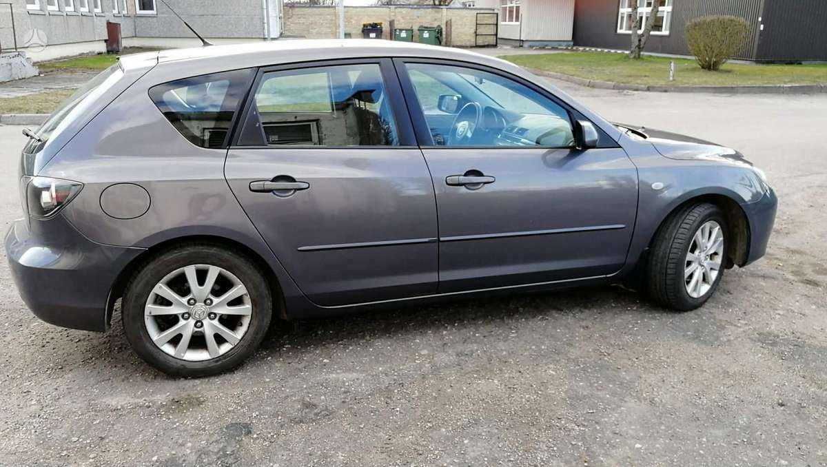 Mazda 3, 1.6 l., hatchback