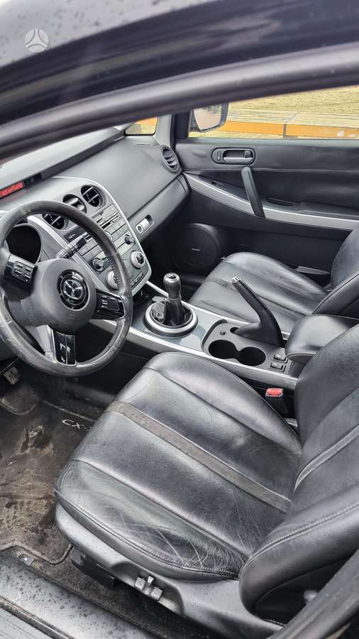 Mazda CX-7, 2.3 l., off-road / crossover