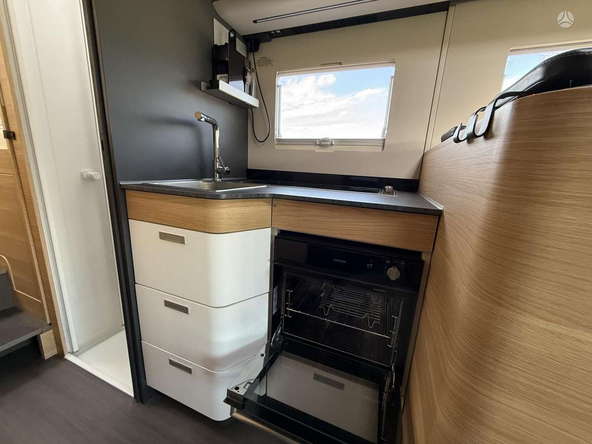 Adria Sonic Plus 700SL, campers