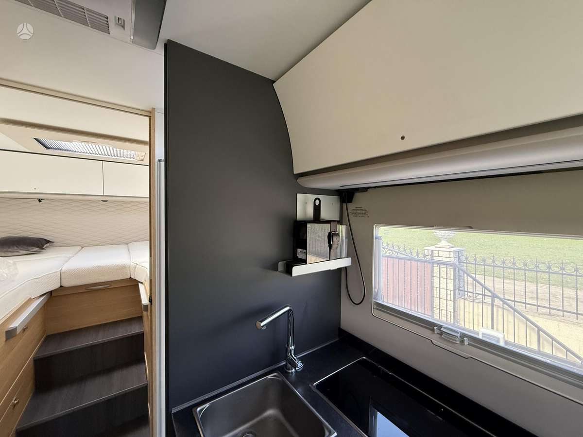 Adria Sonic Plus 700SL, campers