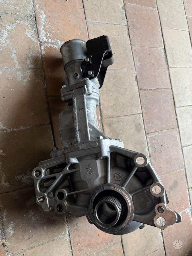 Mitsubishi Outlander differential