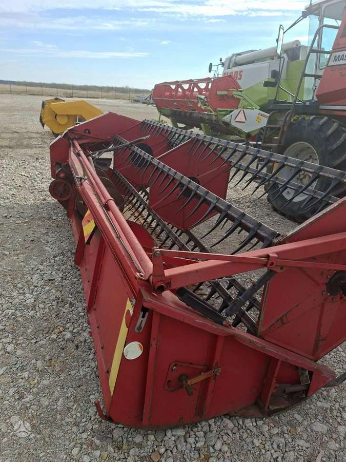 Massey Ferguson 25H, комбайны