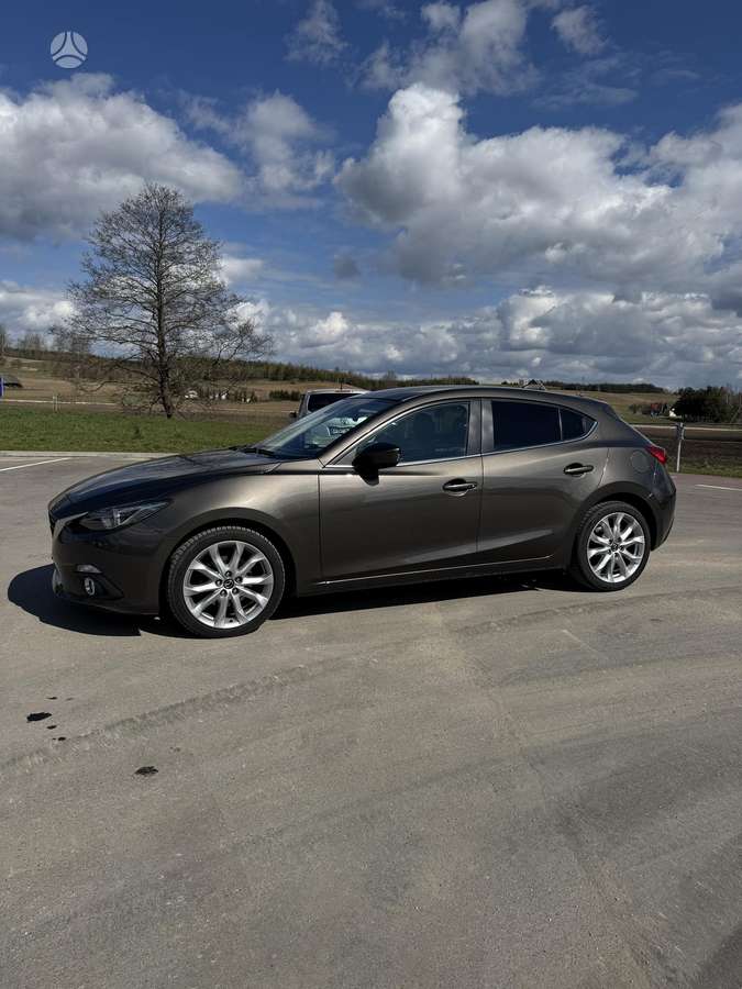 Mazda 3, 2.2 l., hatchback