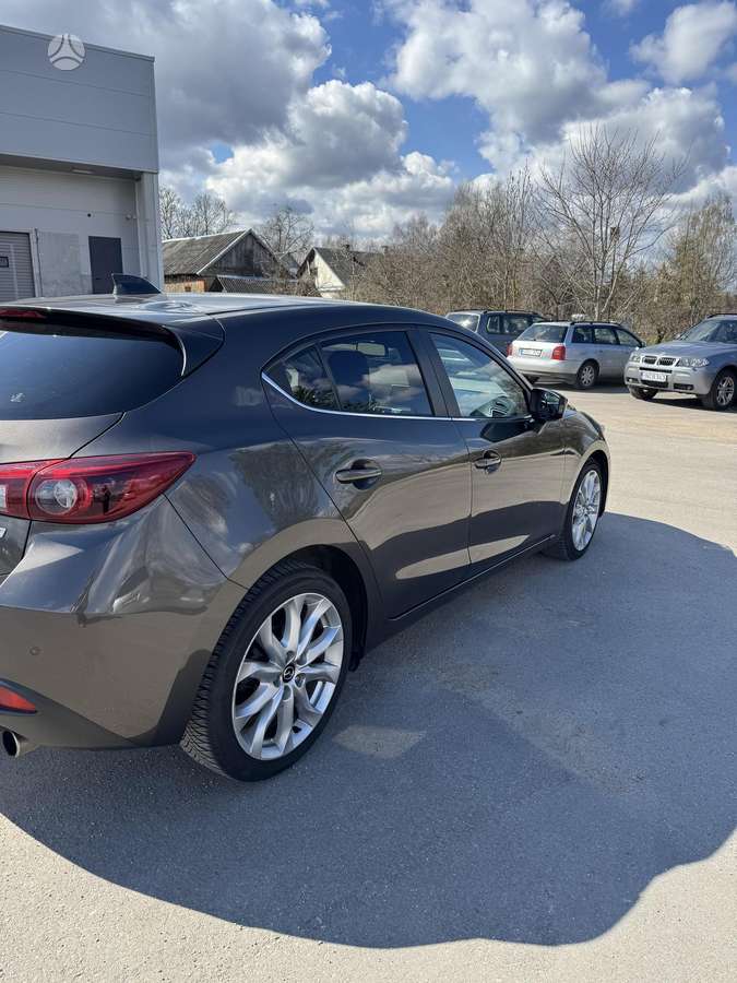 Mazda 3, 2.2 l., hatchback