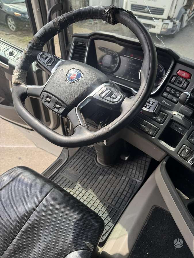 Scania R650, шасси