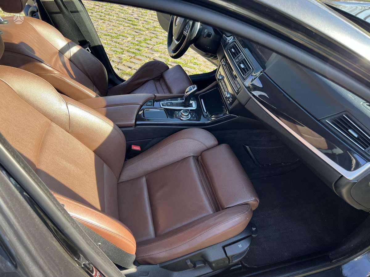 BMW 530, 3.0 l., Седан