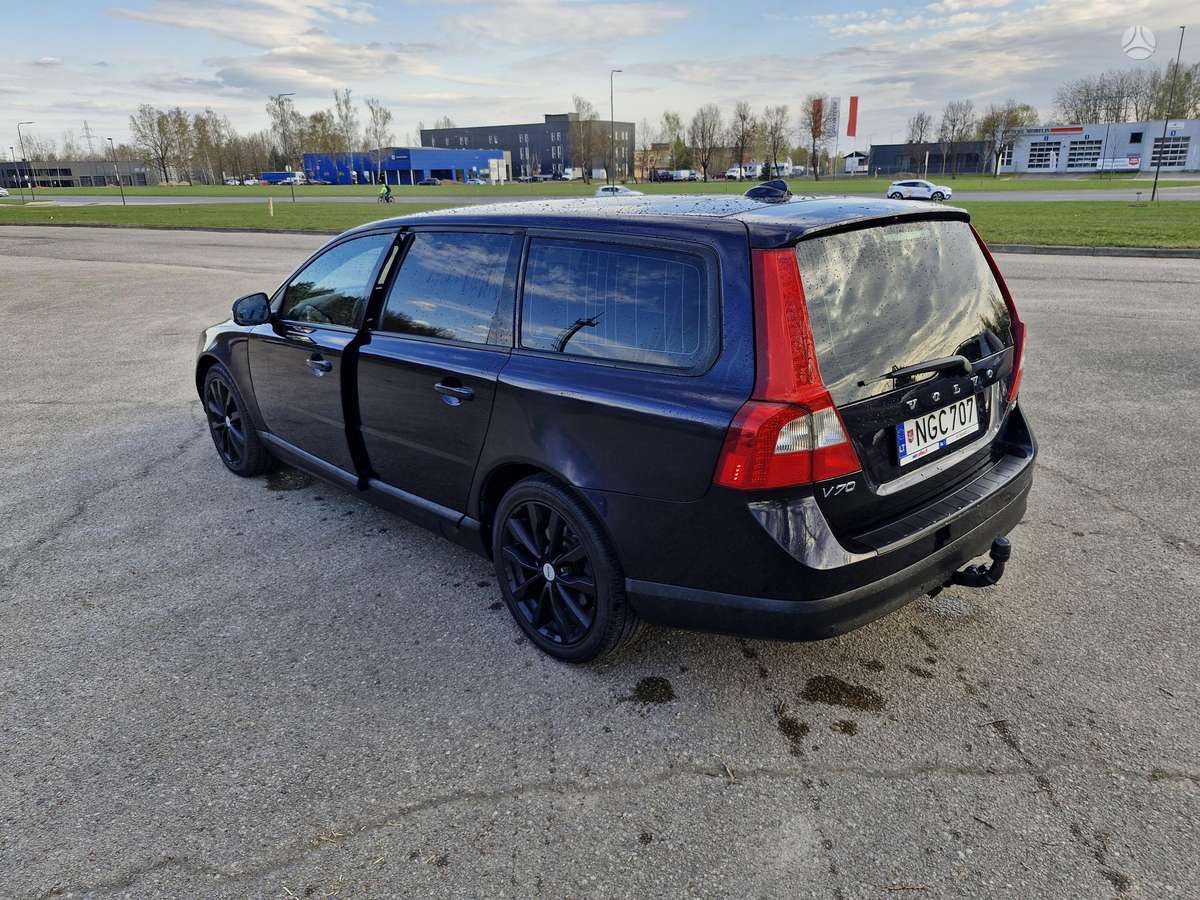 Volvo V70, 2.4 l., wagon