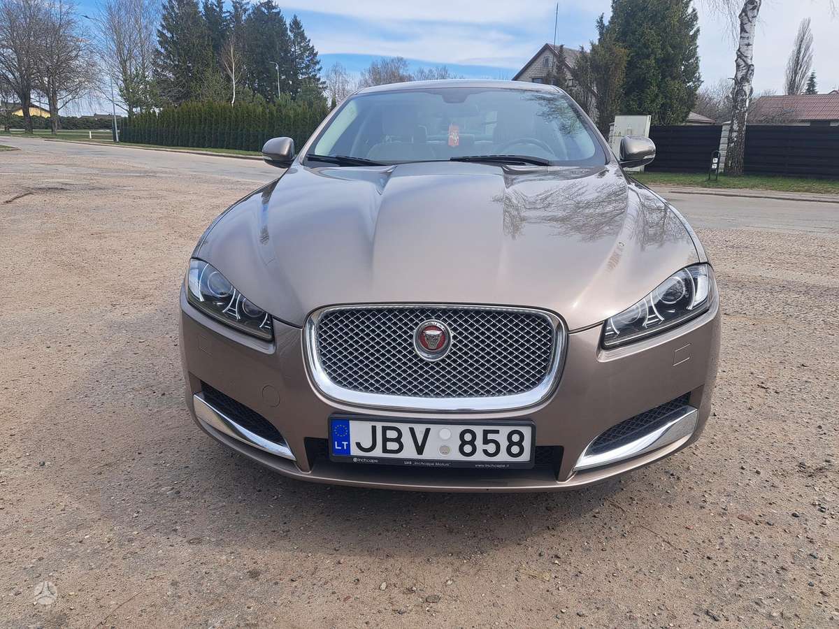 Jaguar XF, 2.2 l., Седан