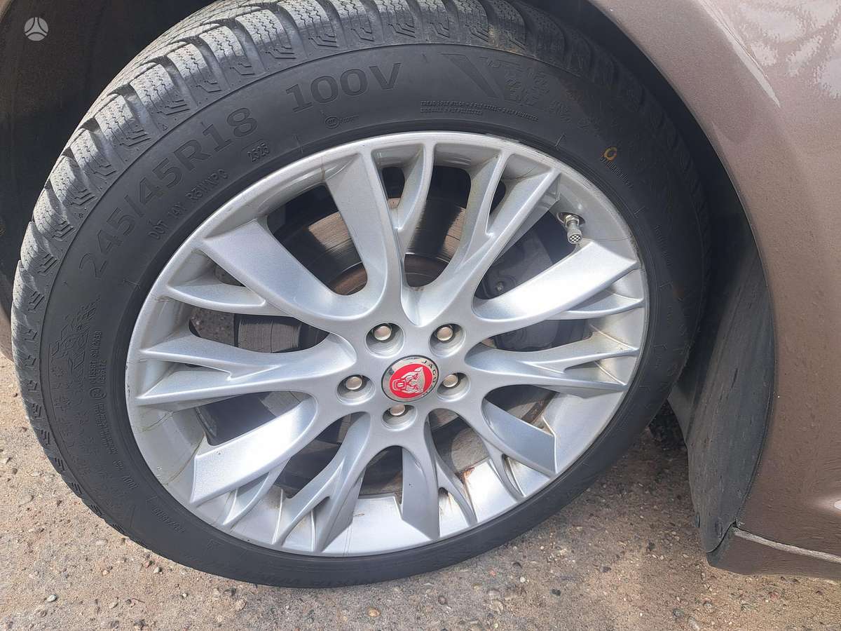 Jaguar XF, 2.2 l., Седан