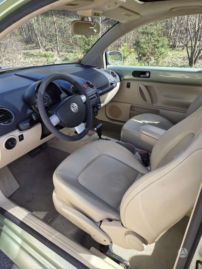 Volkswagen Beetle, 2.5 l., hatchback