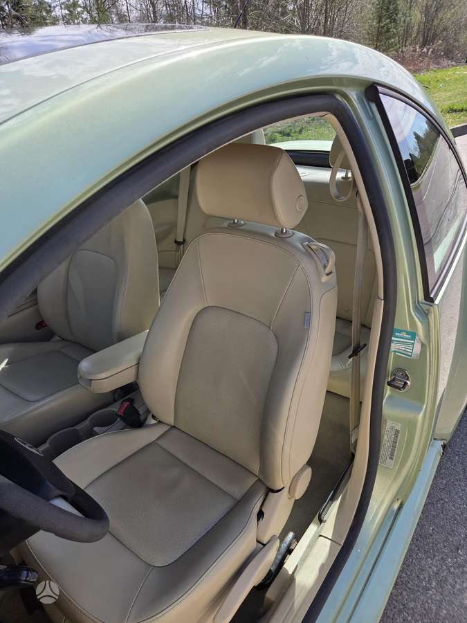 Volkswagen Beetle, 2.5 l., hatchback