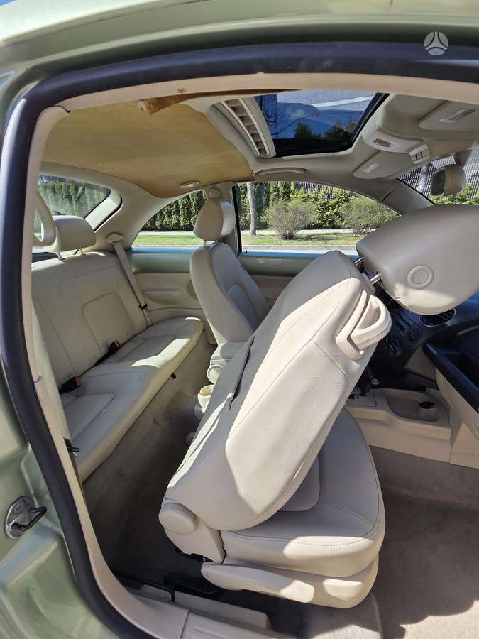 Volkswagen Beetle, 2.5 l., hatchback