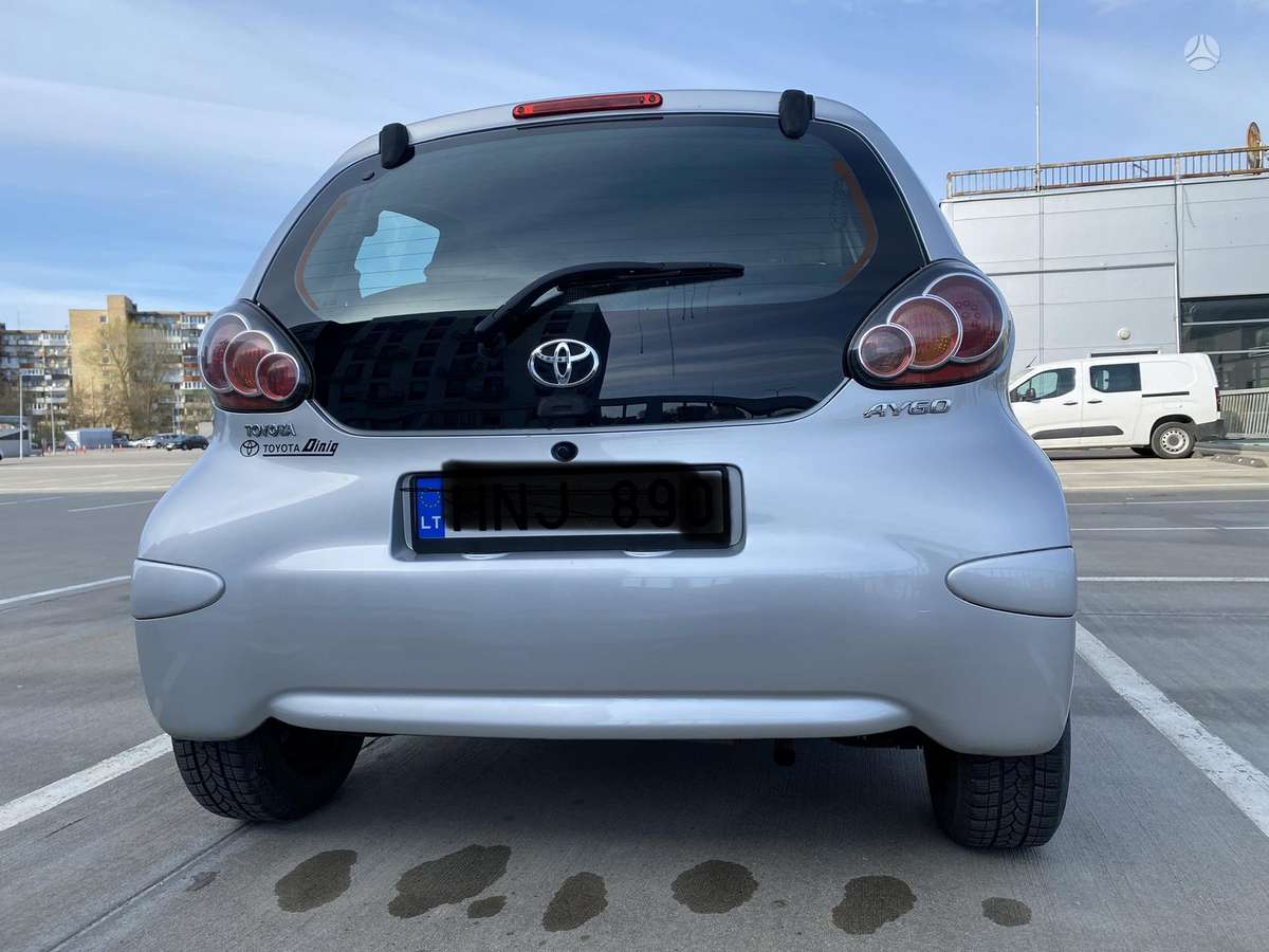 Toyota Aygo, 1.0 l., hatchback