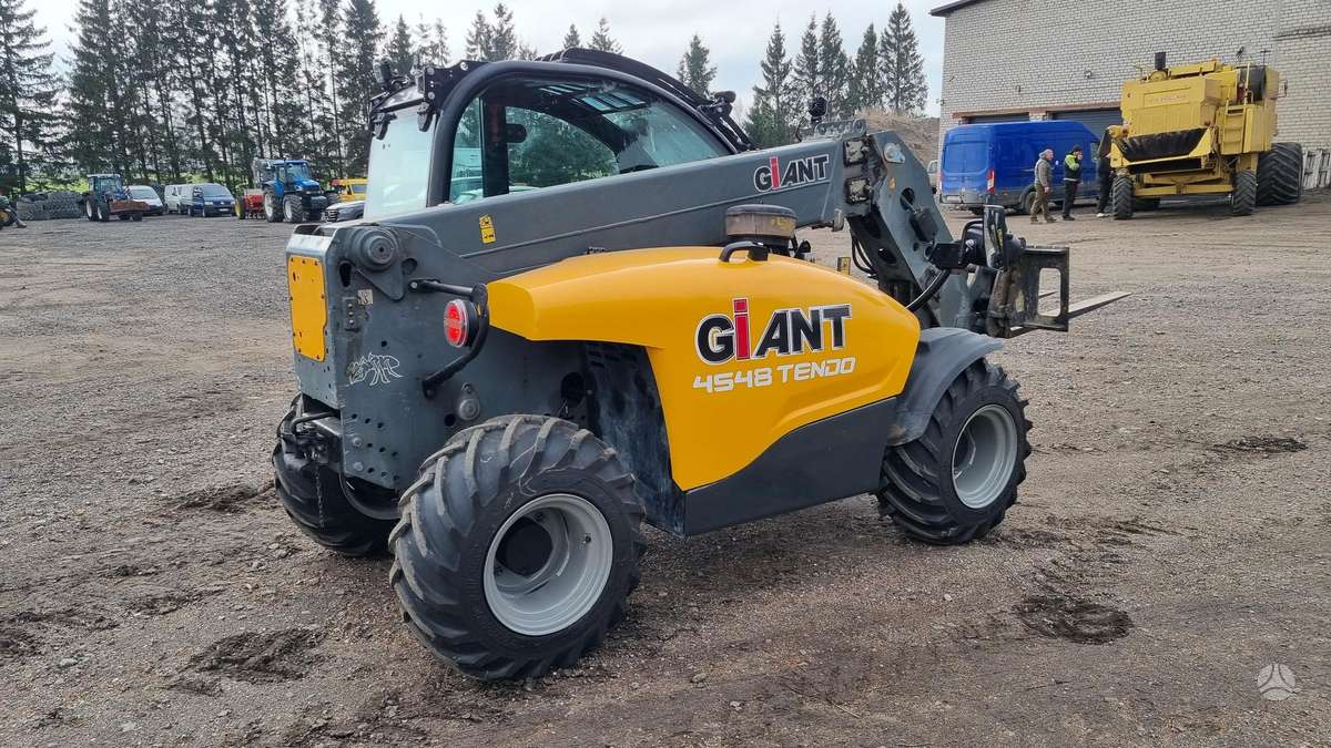 GIANT TENDO 4548, самоходные погрузчики