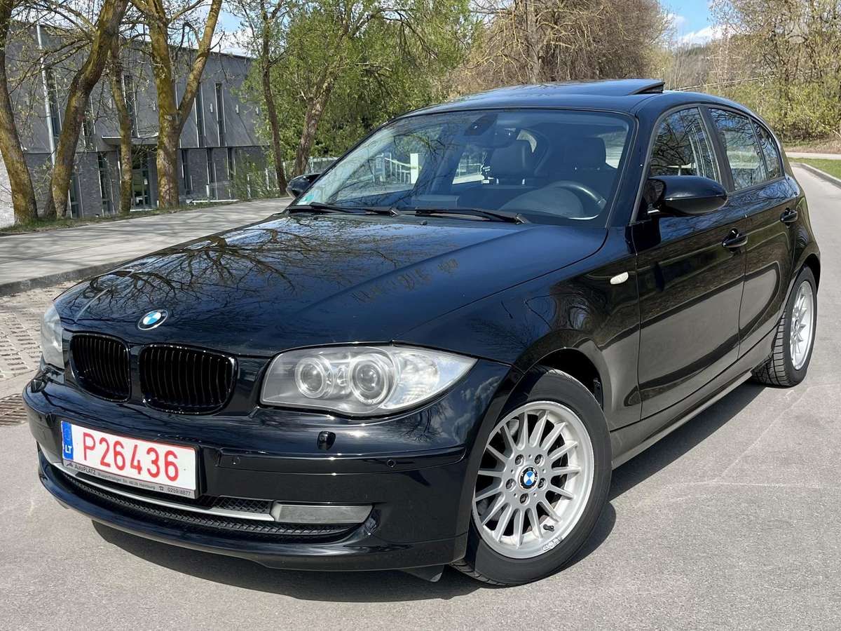 BMW 120, 2.0 l., hatchback