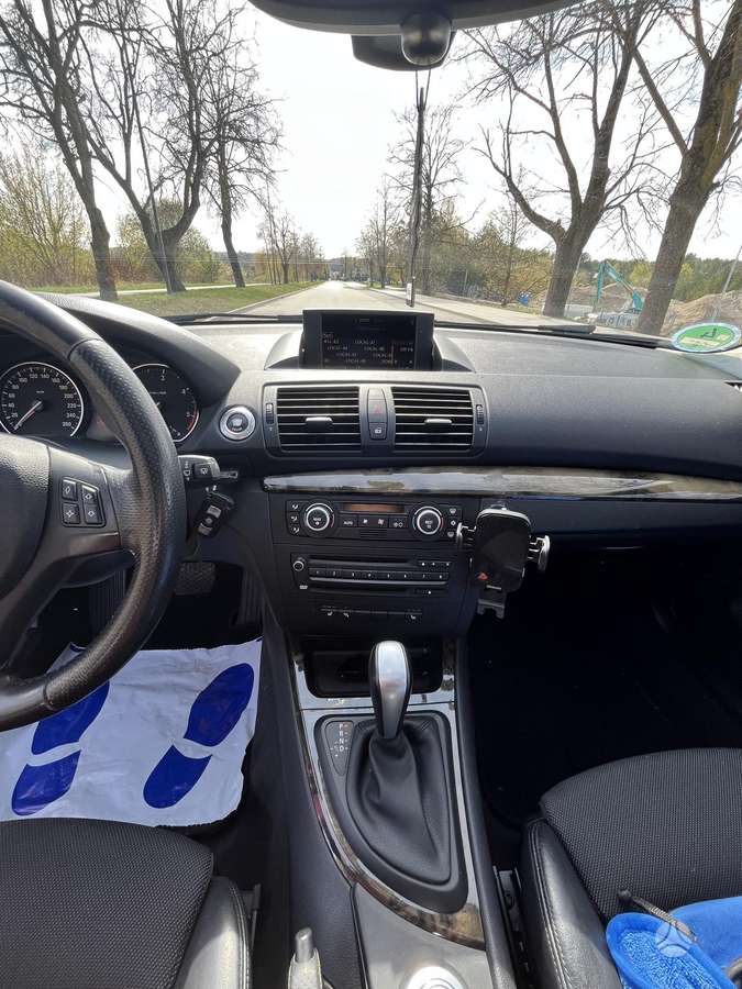 BMW 120, 2.0 l., hatchback