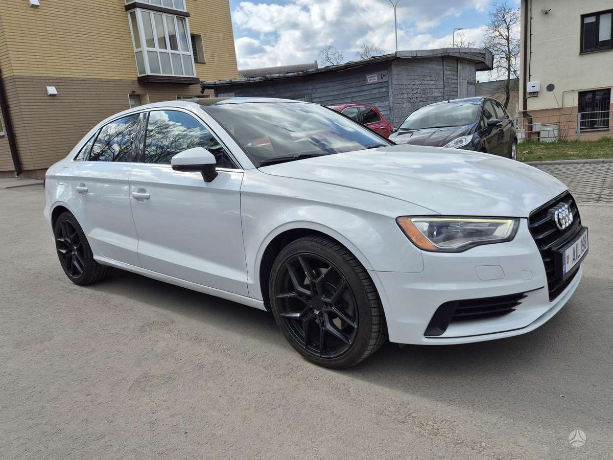 Audi A3, 1.8 l., Седан