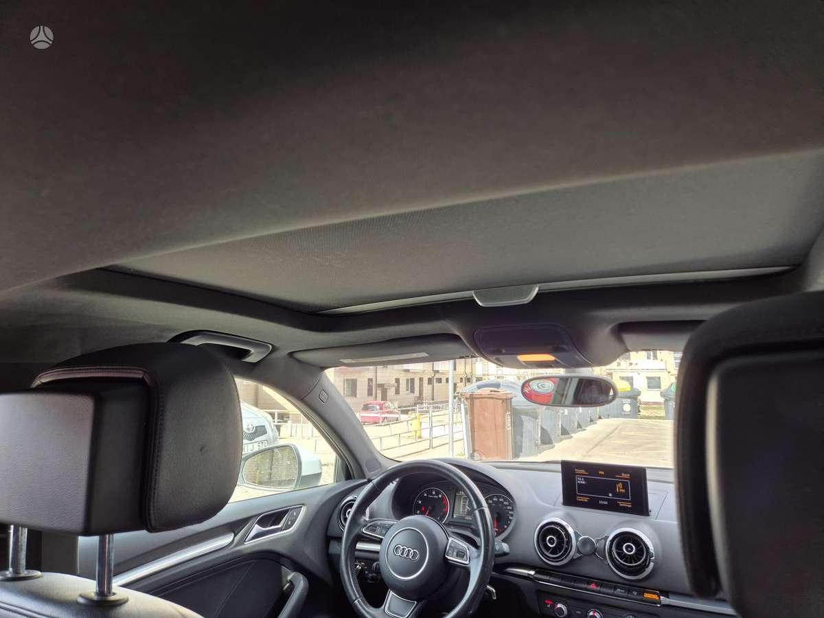 Audi A3, 1.8 l., Седан