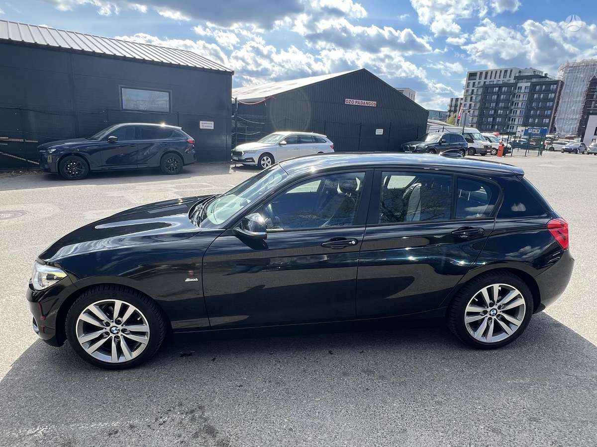 BMW 118, 1.5 l., hatchback