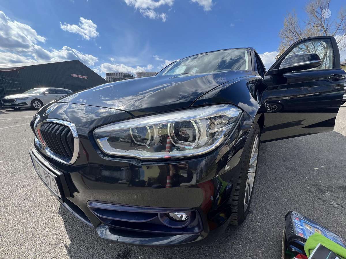 BMW 118, 1.5 l., hatchback