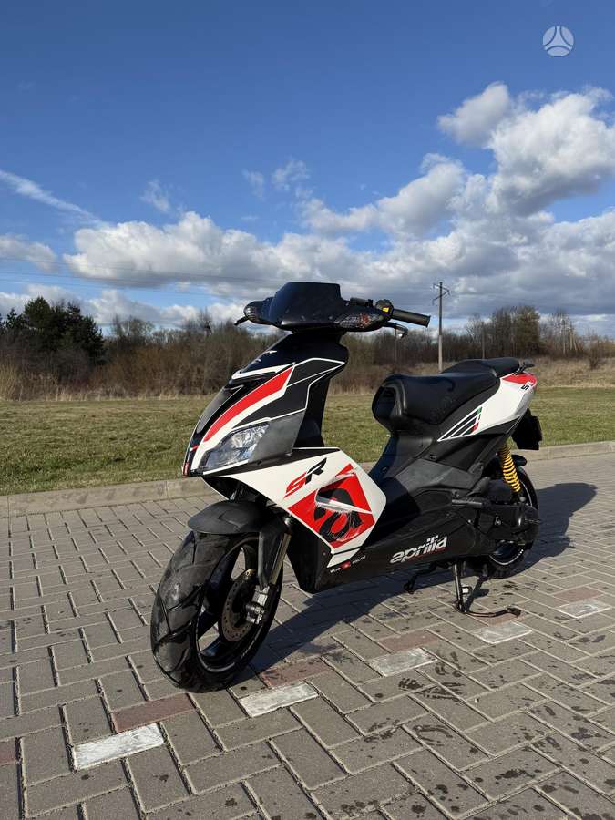 Aprilia SR, scooters / mopeds