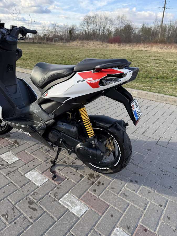 Aprilia SR, scooters / mopeds
