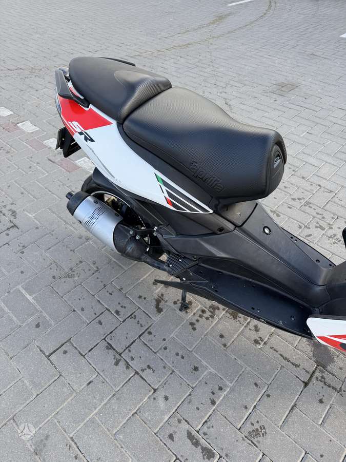 Aprilia SR, мотороллеры / мопеды