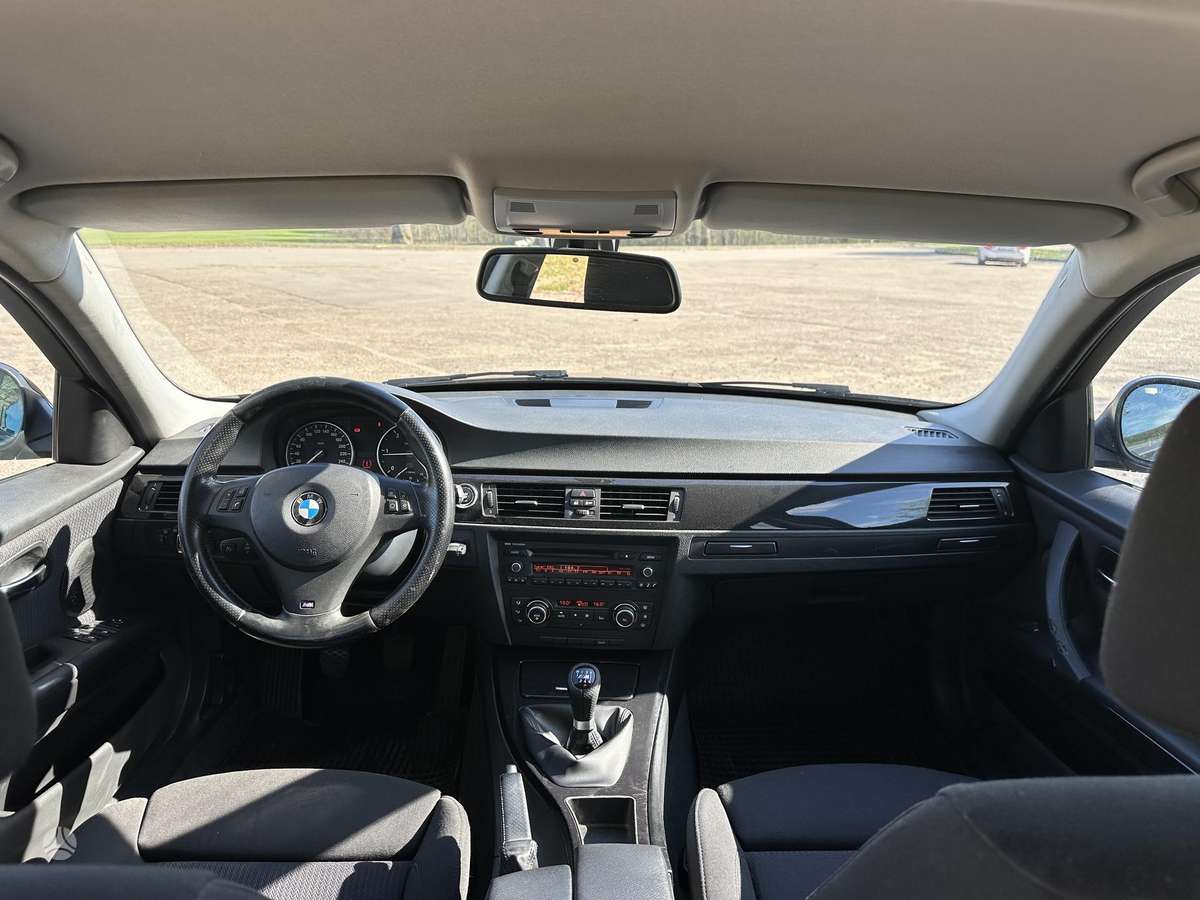 BMW 318, 2.0 l., Универсал