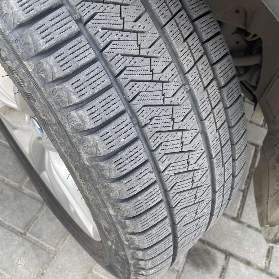 BMW X3, 2.0 l., off-road / crossover