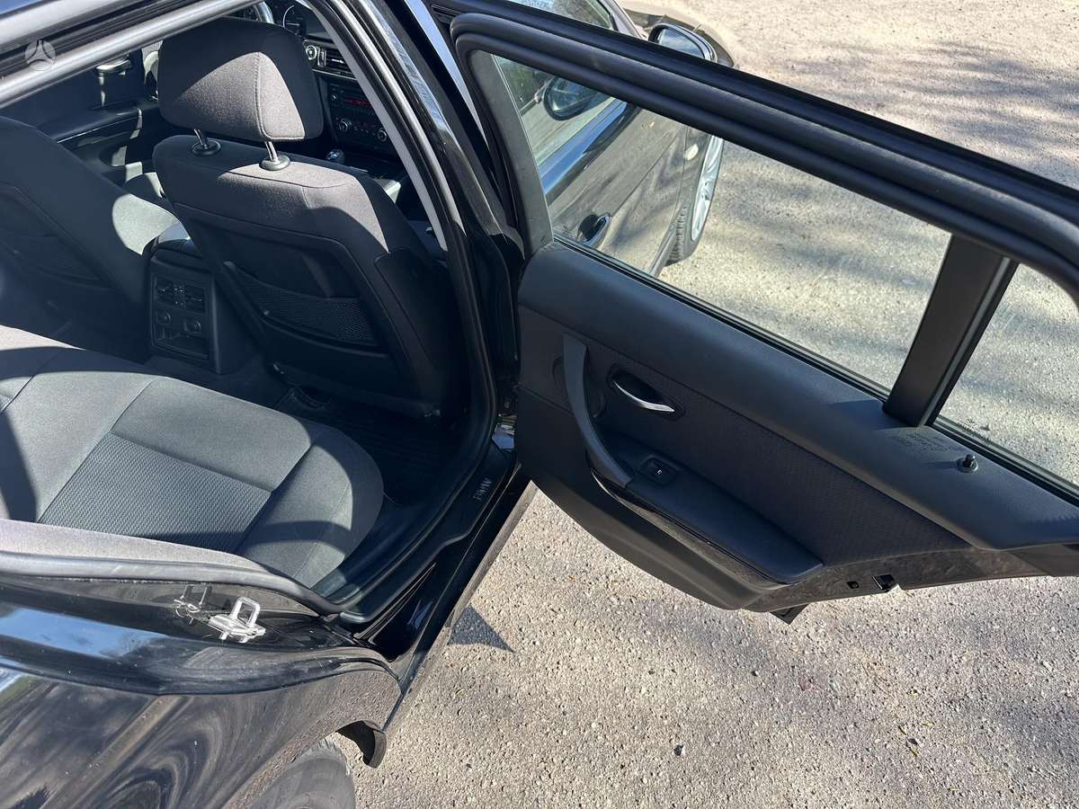 BMW 318, 2.0 l., Универсал