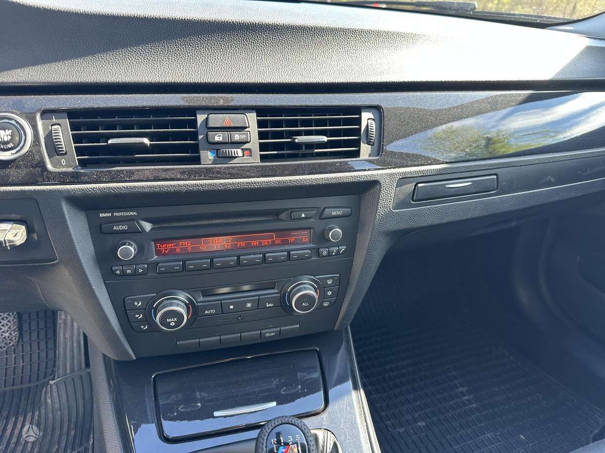 BMW 318, 2.0 l., Универсал