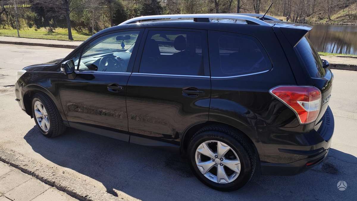 Subaru Forester, 2.0 l., mpv / minivan