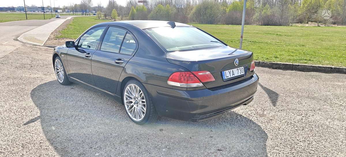 BMW 730, 3.0 l., Седан