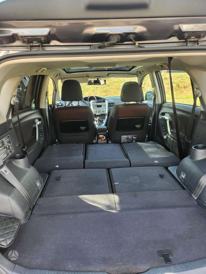 Toyota Verso, 1.8 l., Минивэн