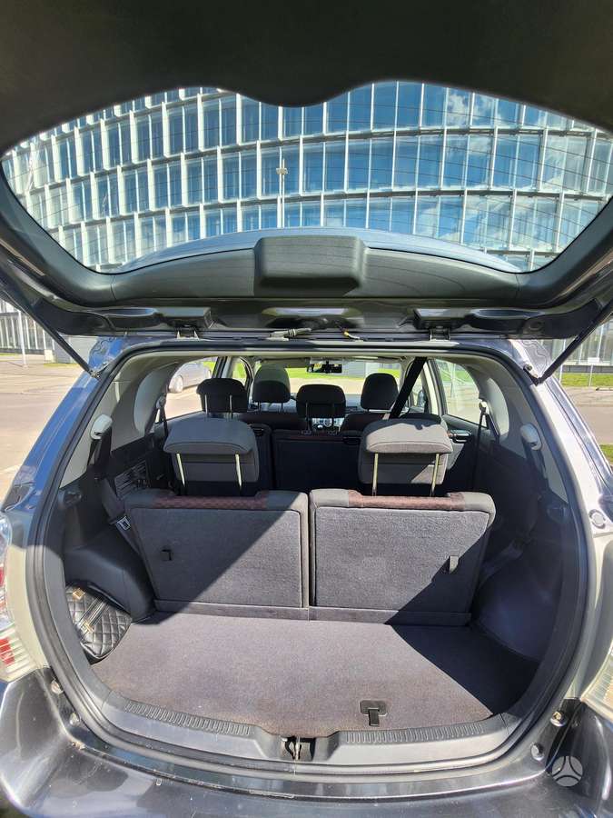 Toyota Verso, 1.8 l., Минивэн