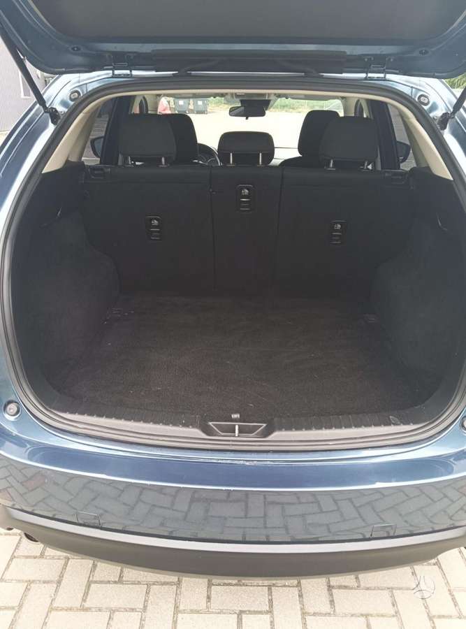 Mazda CX-5, 2.5 l., off-road / crossover
