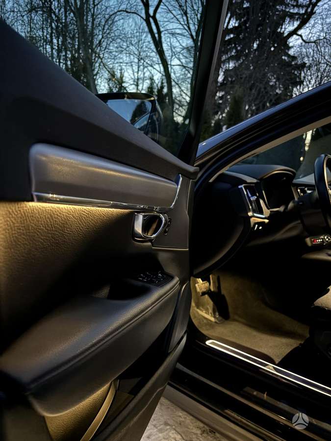 Volvo V90, 2.0 l., Универсал