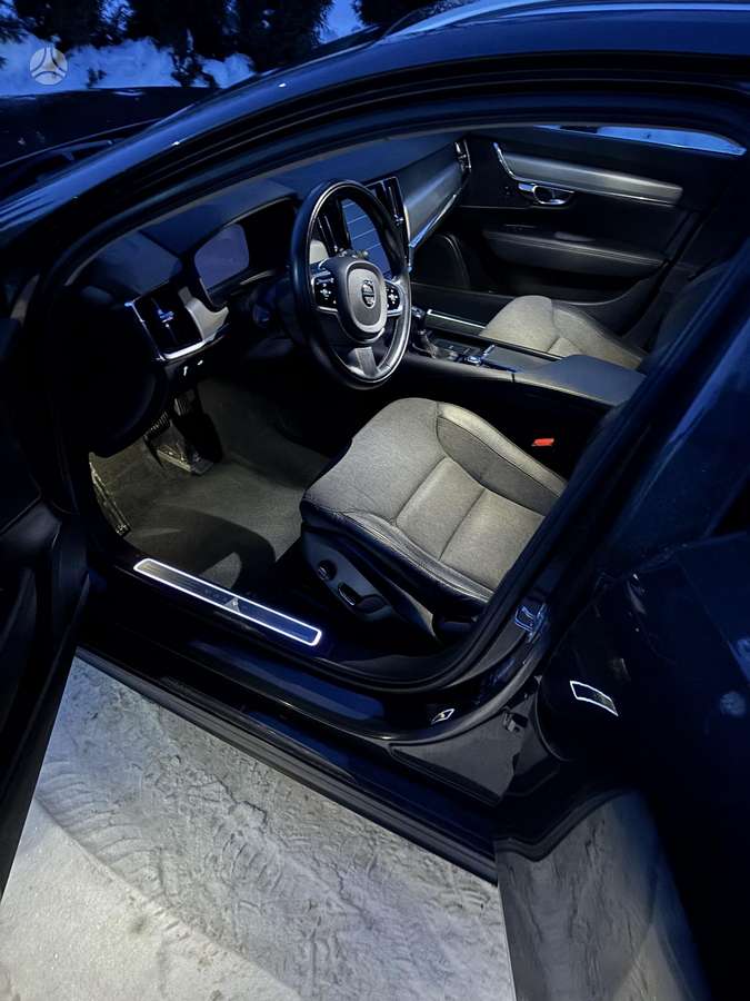 Volvo V90, 2.0 l., Универсал