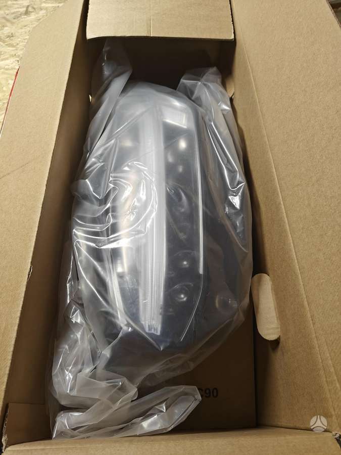 Volvo XC90 lights
