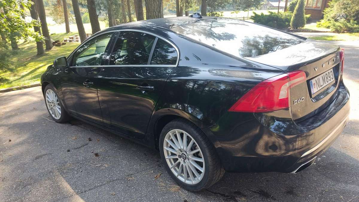 Volvo S60, 2.0 l., Седан