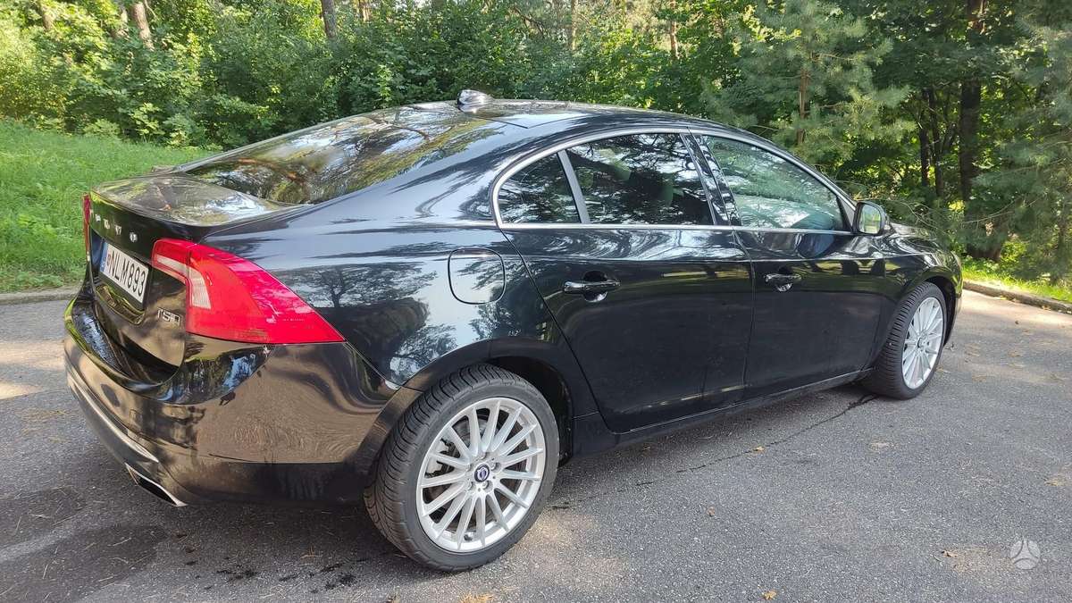 Volvo S60, 2.0 l., Седан