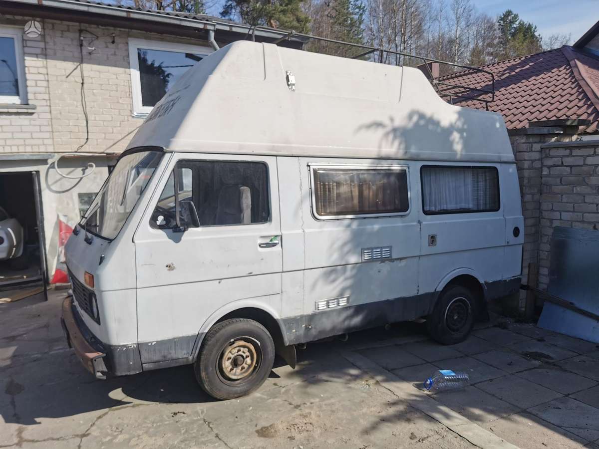 Volkswagen LT-28, campers