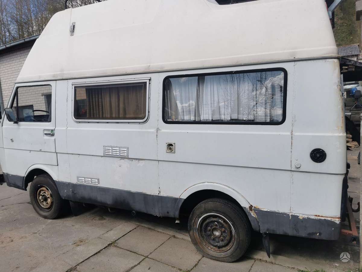 Volkswagen LT-28, campers