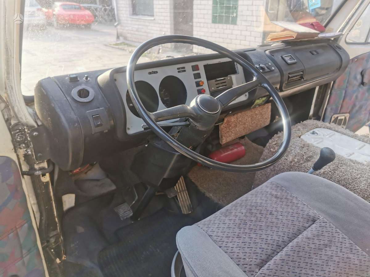 Volkswagen LT-28, campers