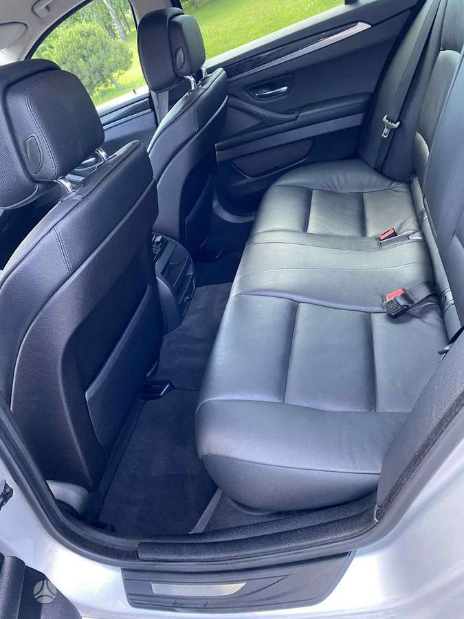 BMW 520, 2.0 l., Седан