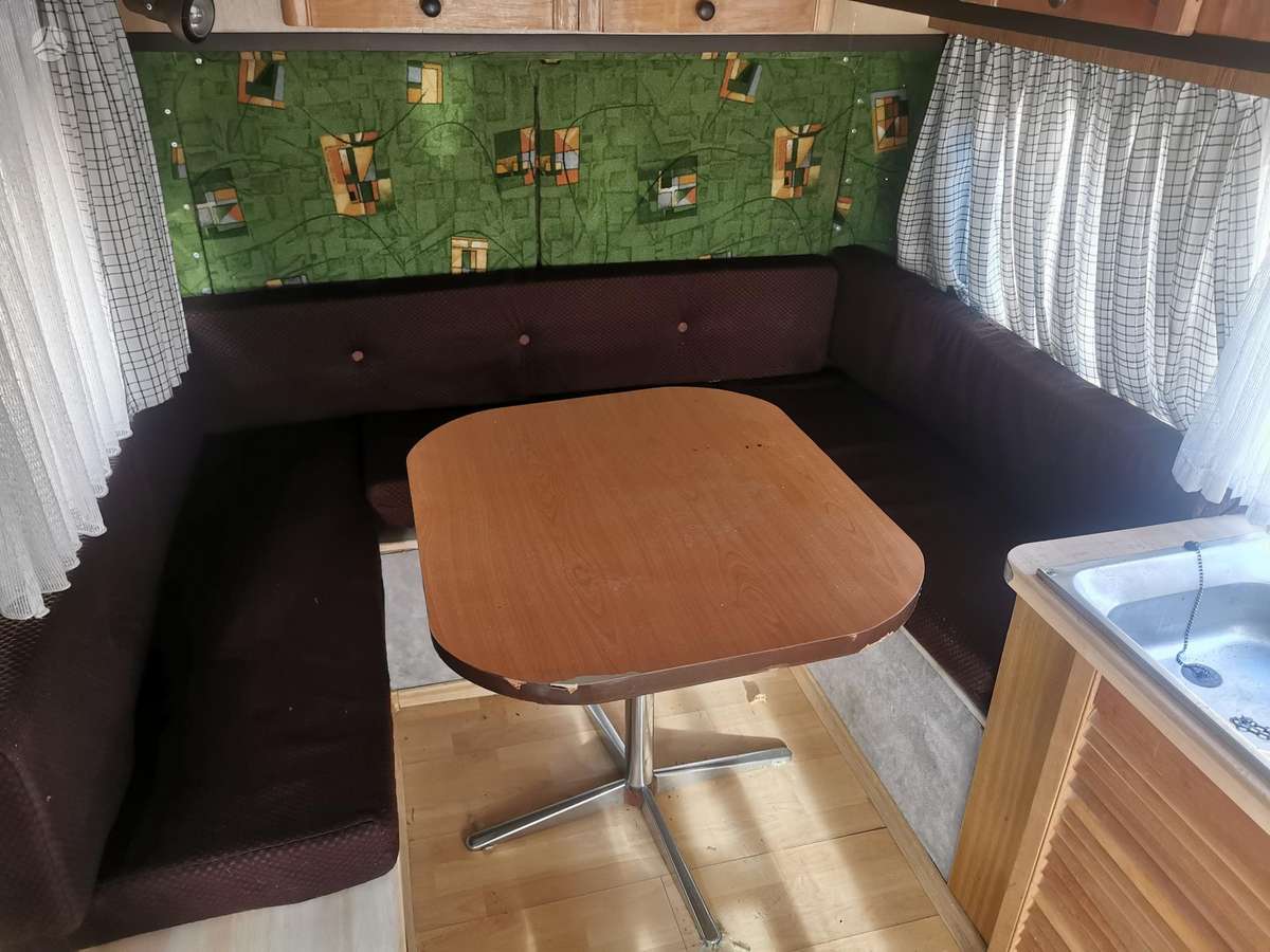 Volkswagen LT-28, campers