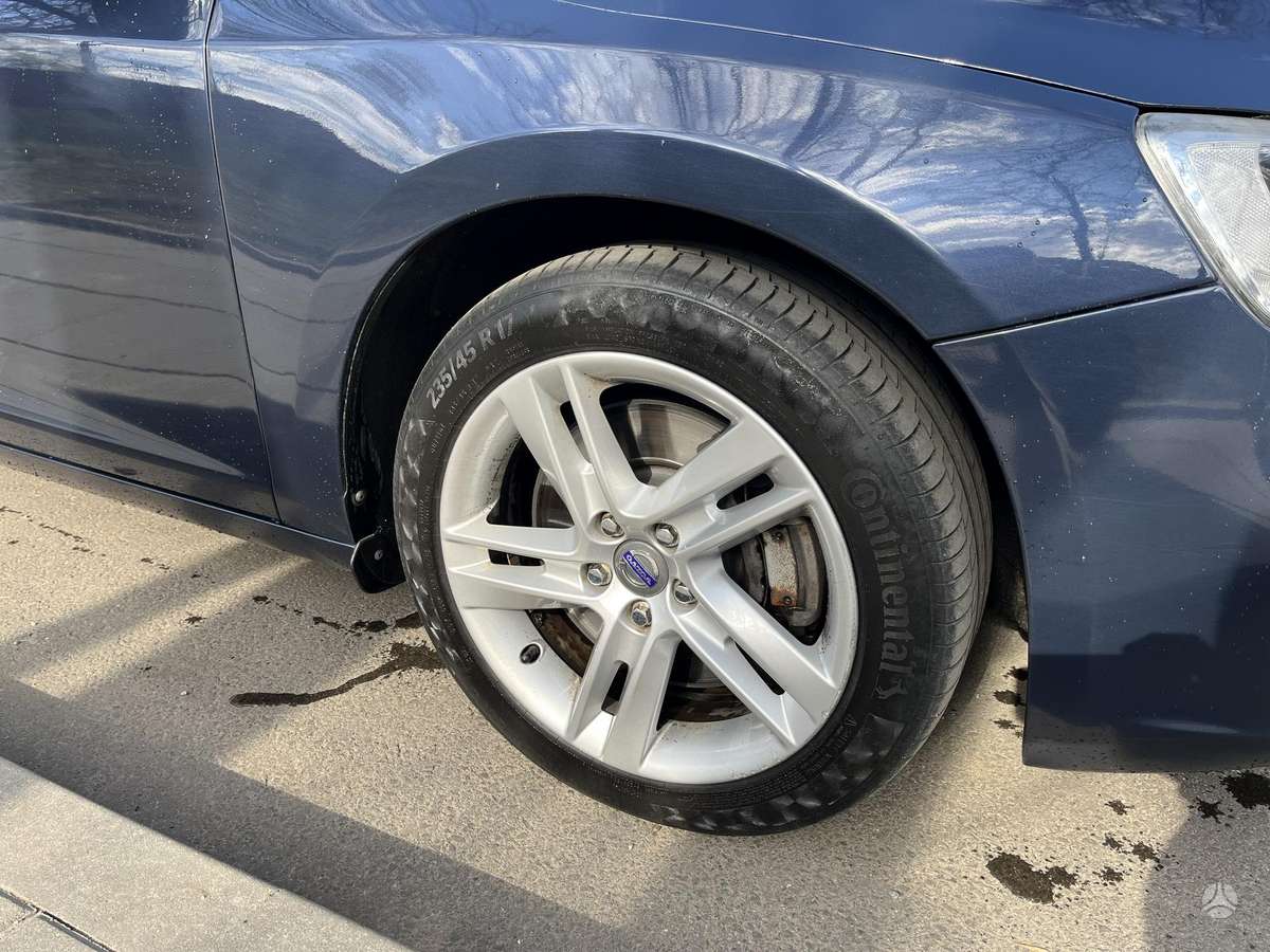 Volvo V60, 2.4 l., Универсал