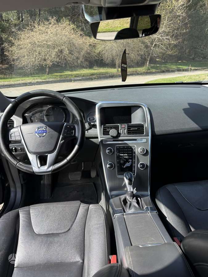 Volvo XC60 - 9