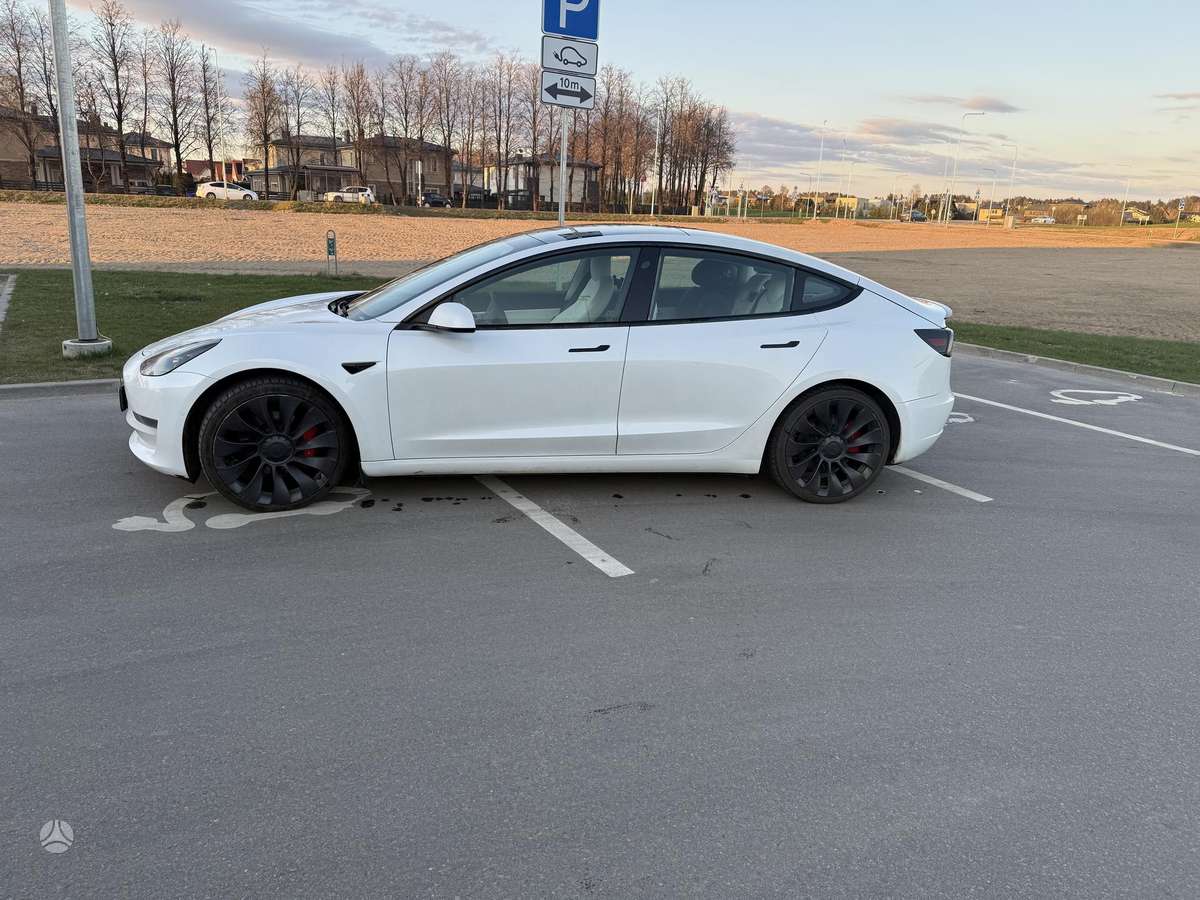 Tesla Model 3, 82 kWh, sedanas