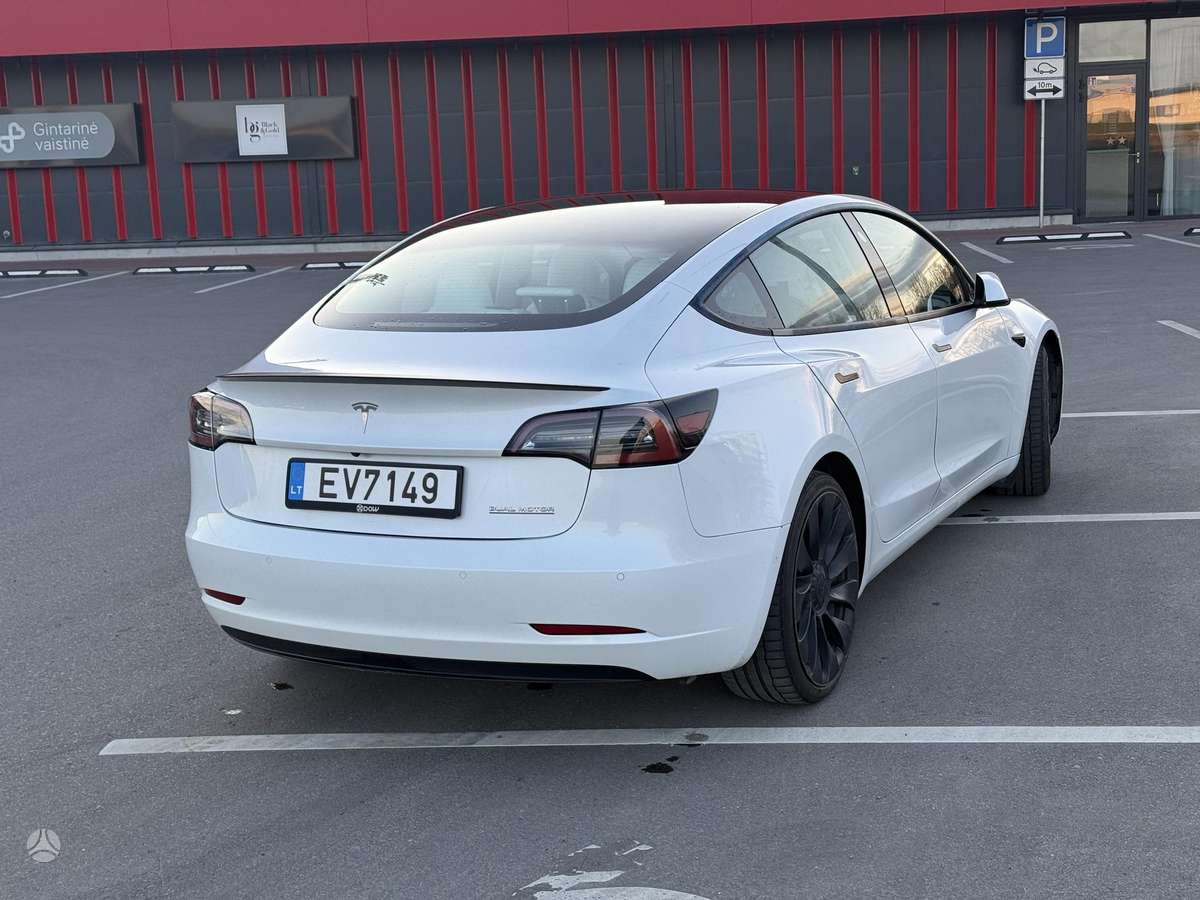 Tesla Model 3, 82 kWh, sedanas